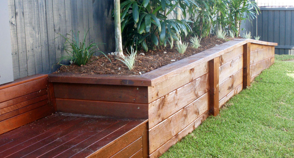 Local Fencing Contractor - JRS Timber Fencing - Brisbane to Gold Coast