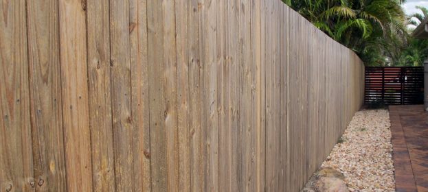 Timber Fence - Privacy Screen
