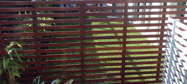 Timber Privacy Screen